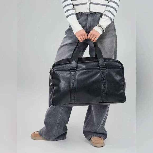 NWT David Jones Black Leather Travel Duffle Bag Gym Weekender 20x11x9 in - Picture 10 of 11